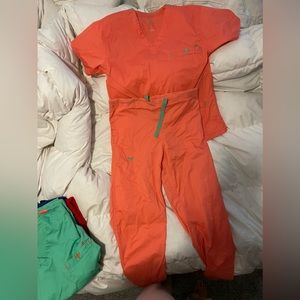 Womens med couture scrub sets
